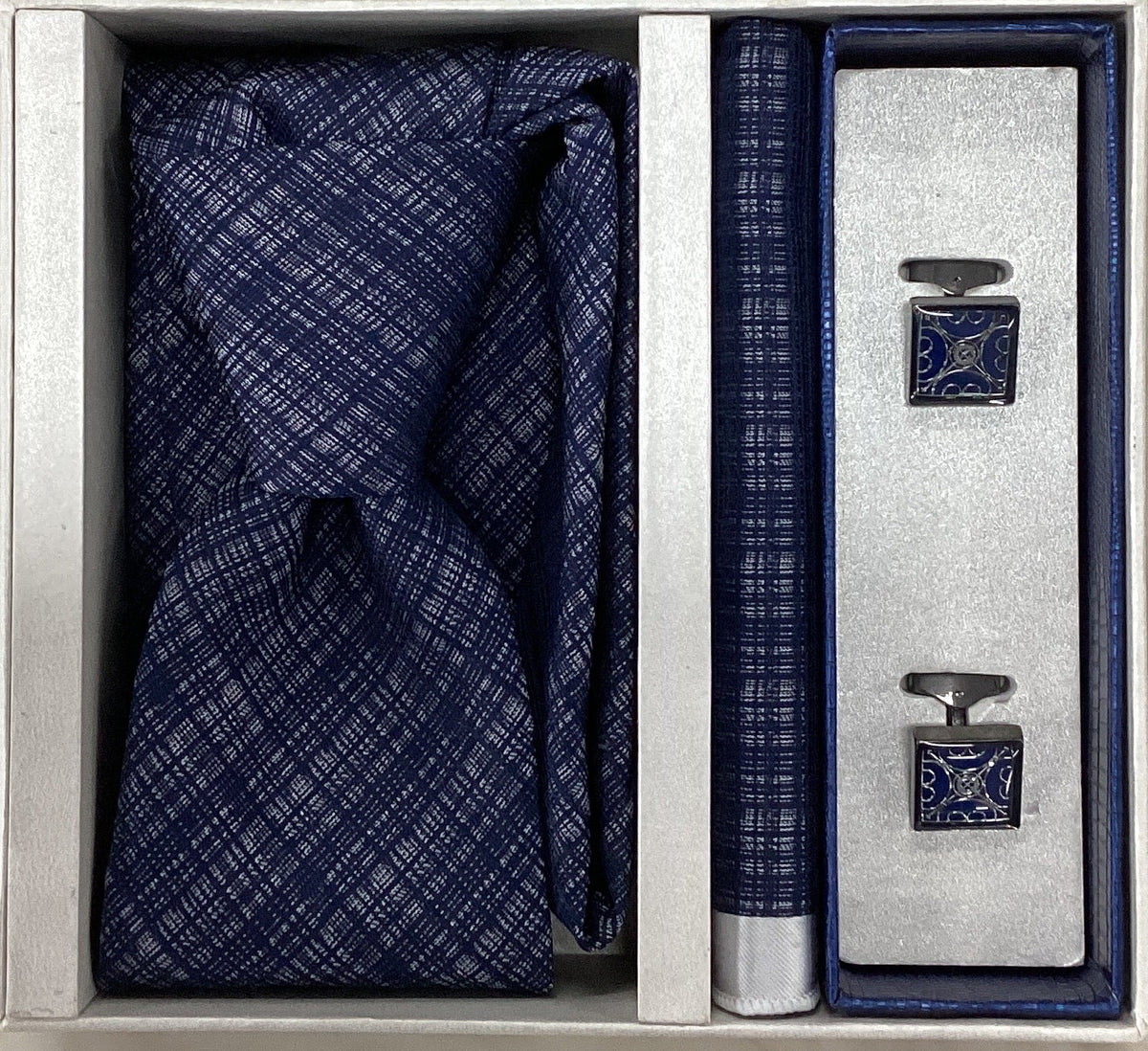 Pierre Cavelli Men’s Paisley Tie, Pocket Square & Cufflinks Gift Set