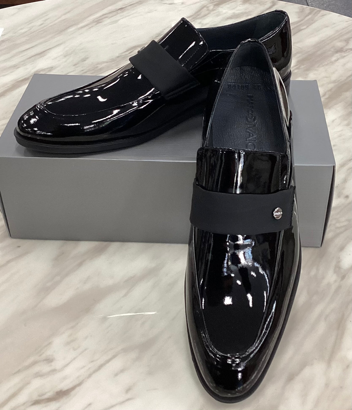 Marco Divaio Men’s Black Loafer.(FFF)