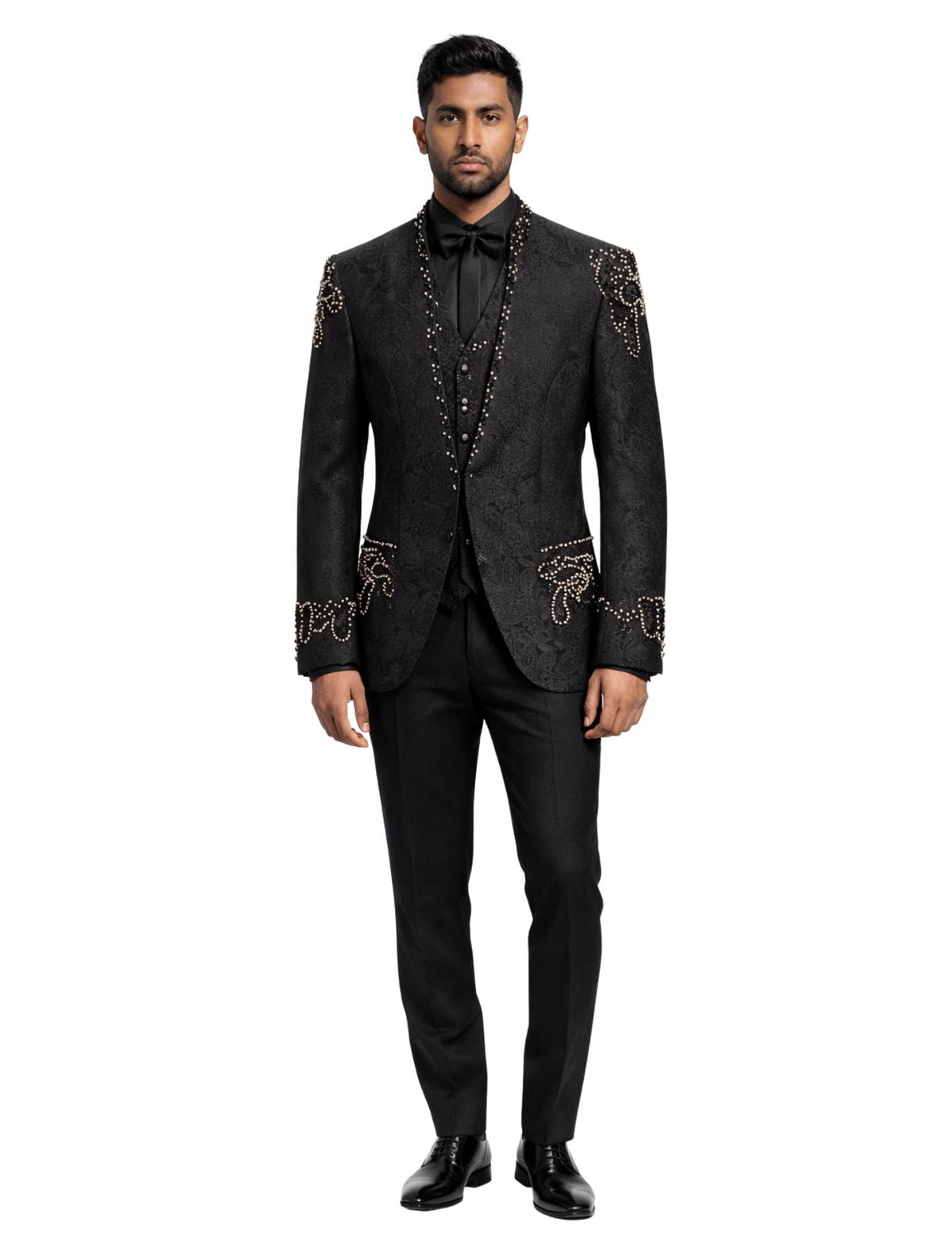 Ayyildiz Men’s Three-Piece Suit + Bow tie.(FFF)
