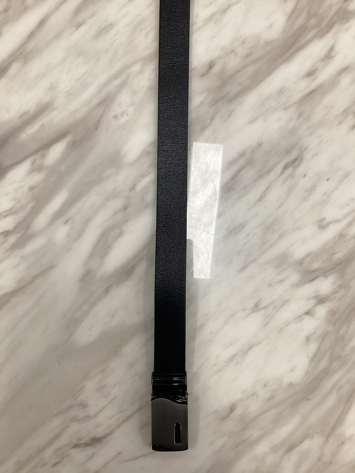 Men’s Classic Leather Belt – Hole Buckle