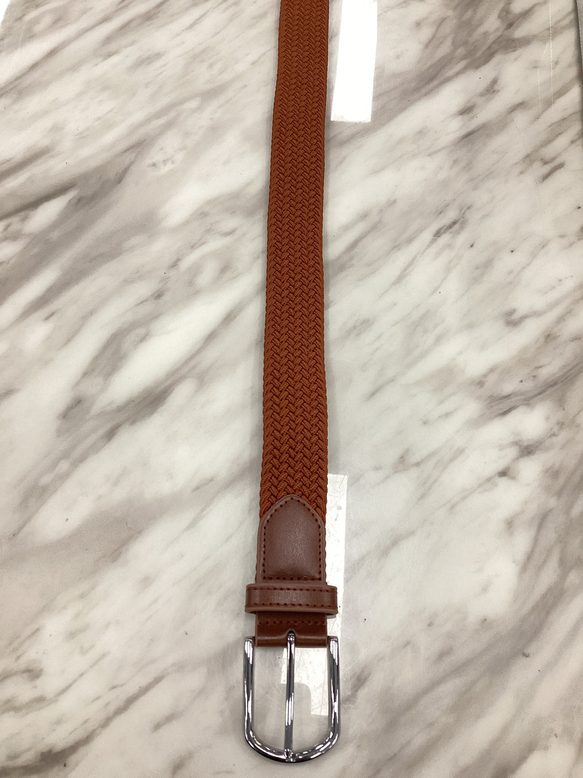 Men’s Classic Leather Belt – Hole Buckle