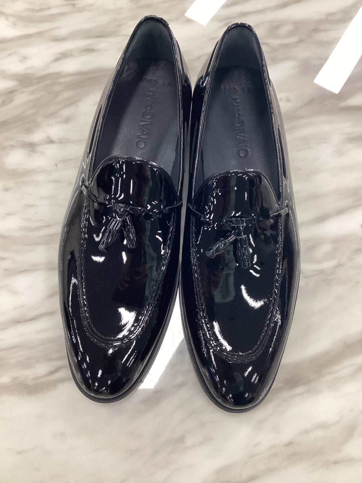 Marco Divaio Men’s Black Shiny Patterened.(FFF)