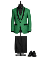 Del Papo Men’s Three-Piece Suit.(FFF)