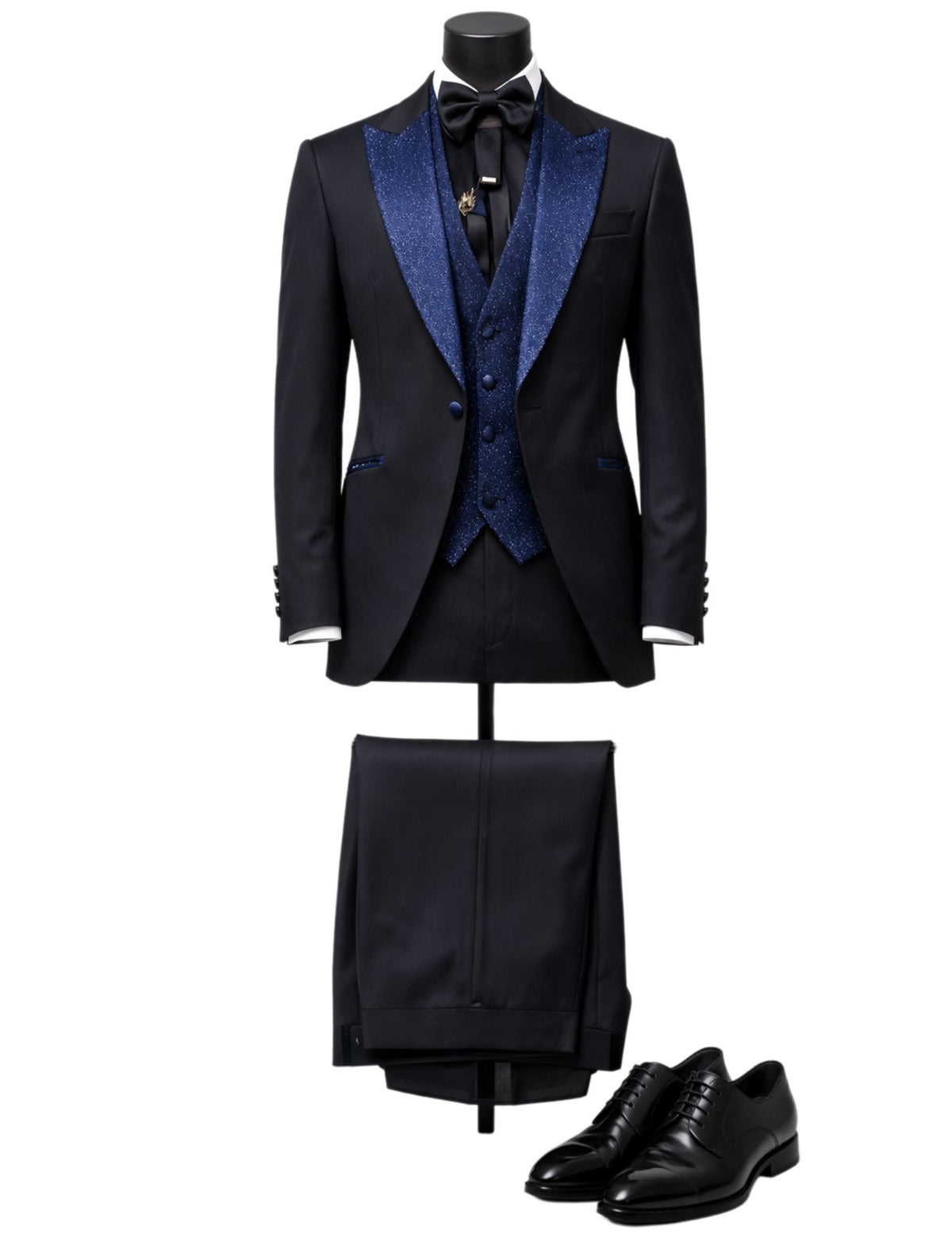 Duante Men’s Three-Piece Suit + Bow tie.(FFF)