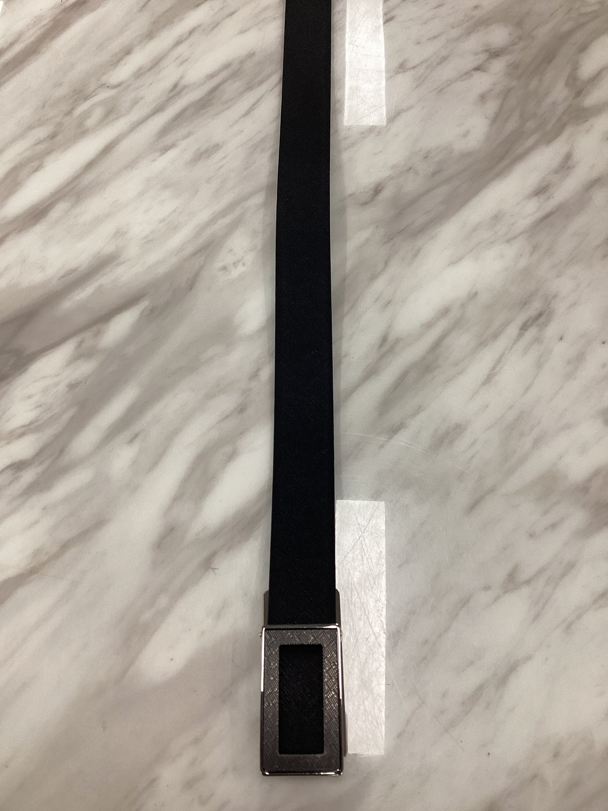Piccoder Men’s Classic Leather Belt – Hole Buckle