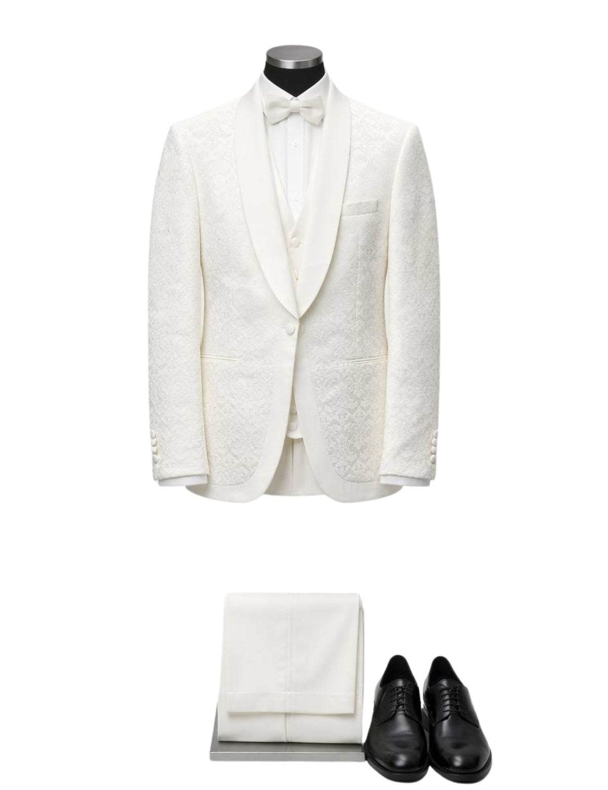 Edgers Men’s Three-Piece Suit