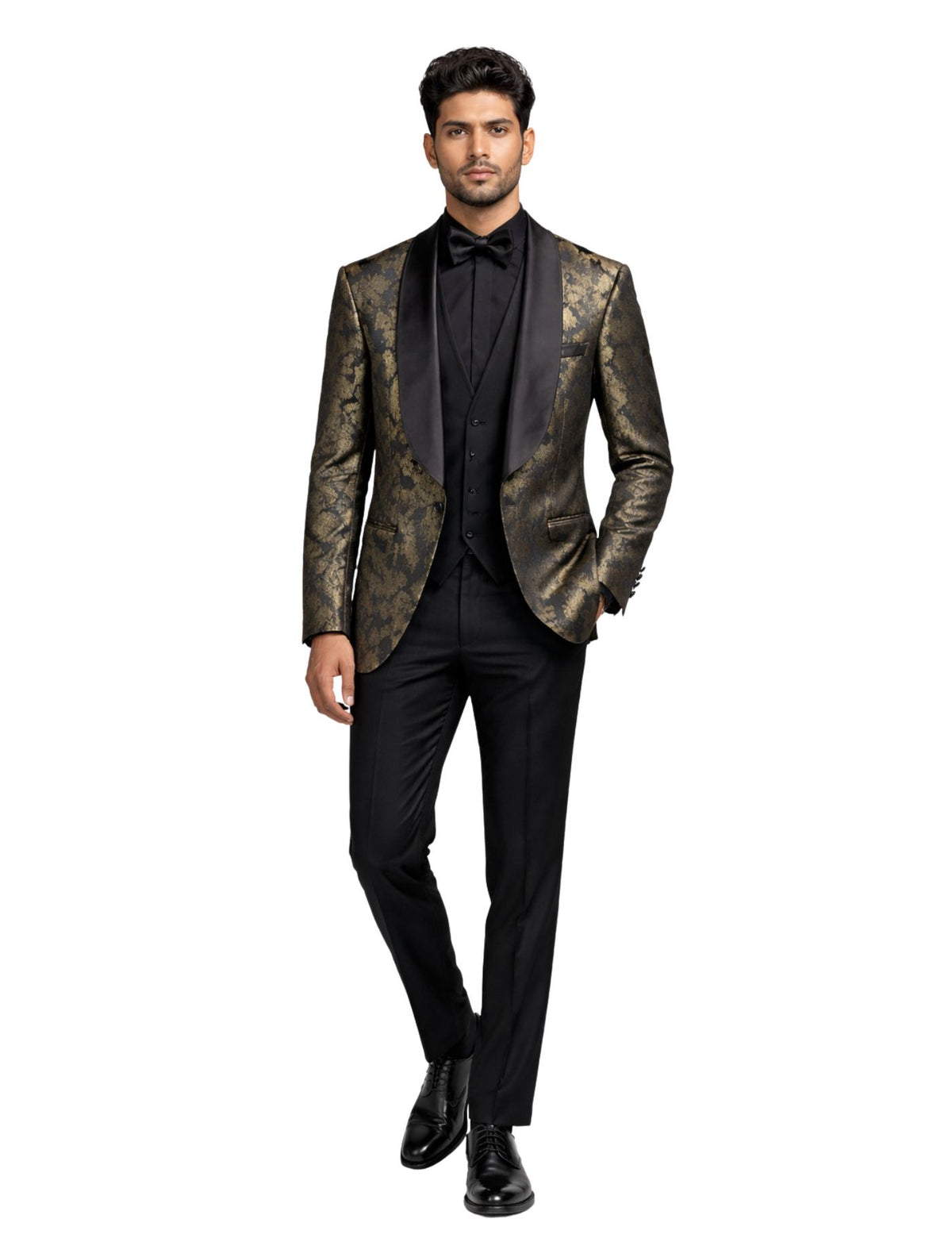Edgers Men’s Three-Piece Suit.(FFF)