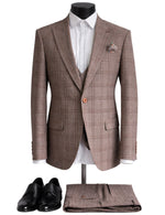 Edgers Men’s Three-Piece Suit.(FFF)