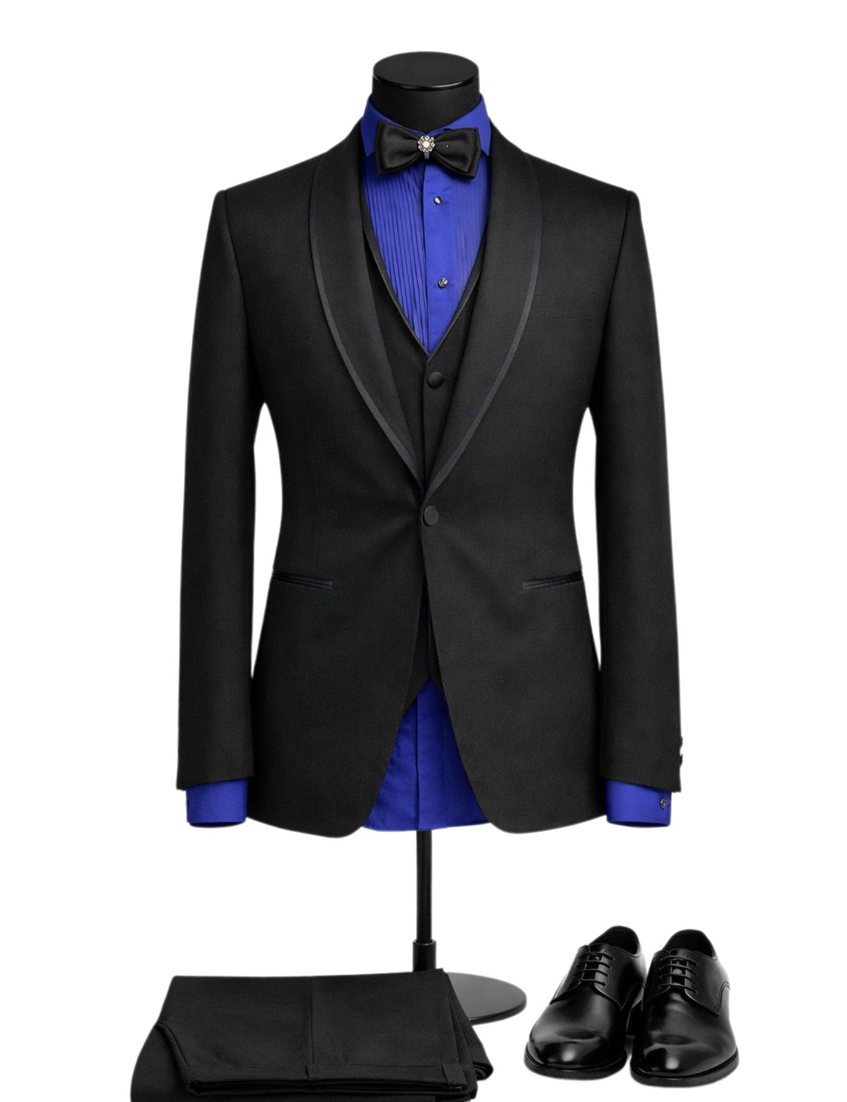 Edgers Men’s Three-Piece Suit + Bow tie