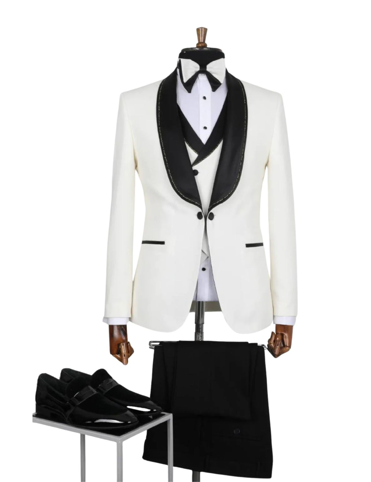 Edgers Men’s Three-Piece Suit + Bow tie.(FFF)