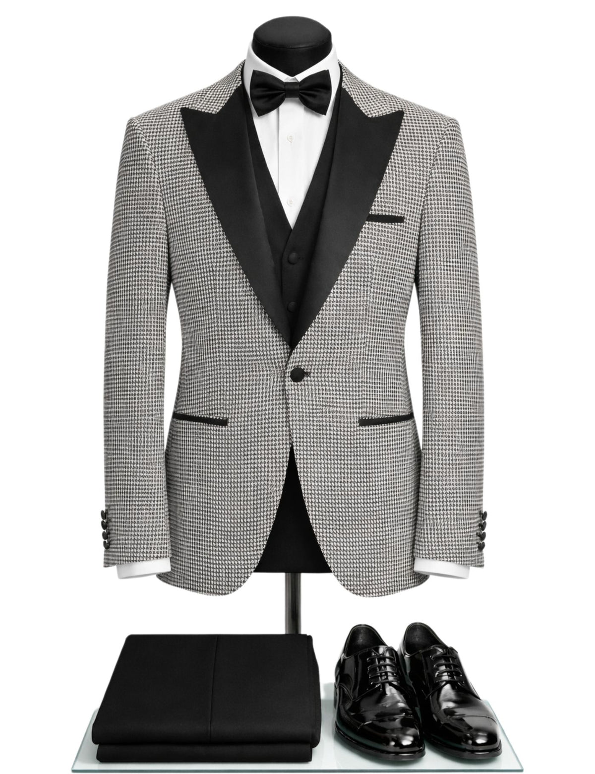 Edgers Men’s Three-Piece Suit + Bow tie.(FFF)