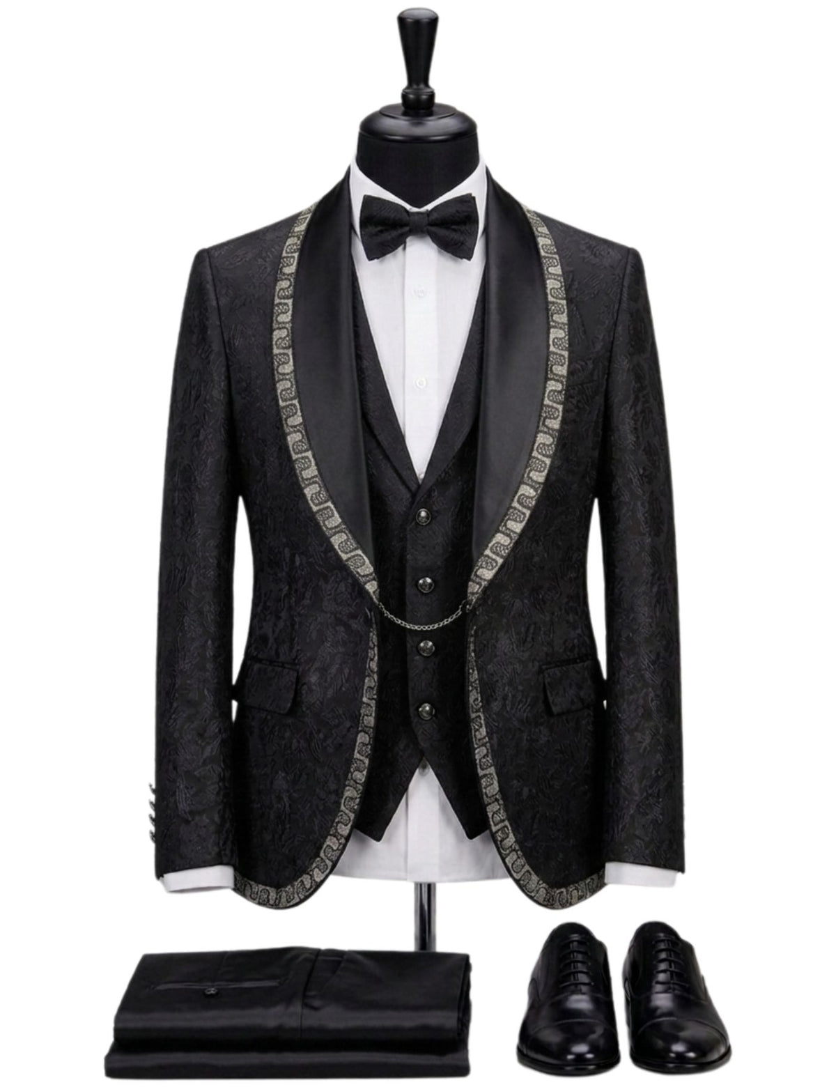 Edgers Men’s Three-Piece Suit + Bow tie