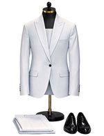 Edgers Men’s Three Piece Suit.(FFF)
