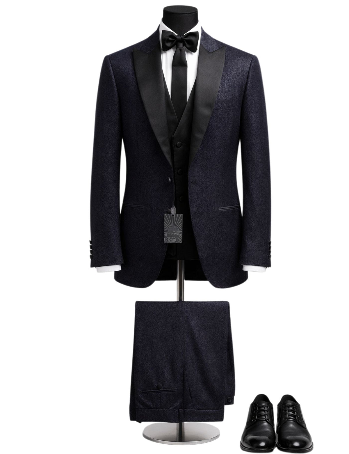 Edgers Men’s Two-Piece Suit.(FFF)
