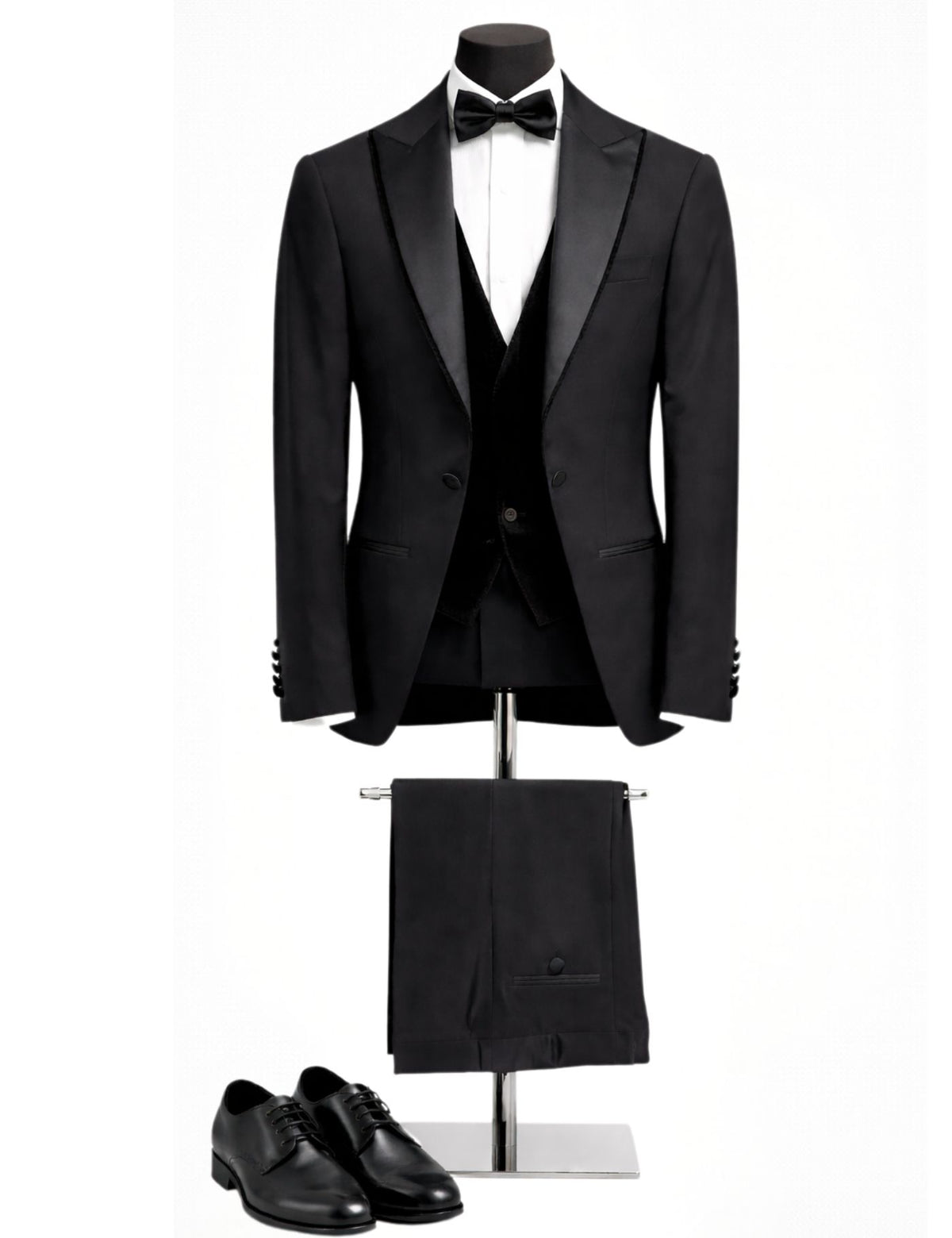 Edgers Men’s Two-Piece Suit.(FFF)