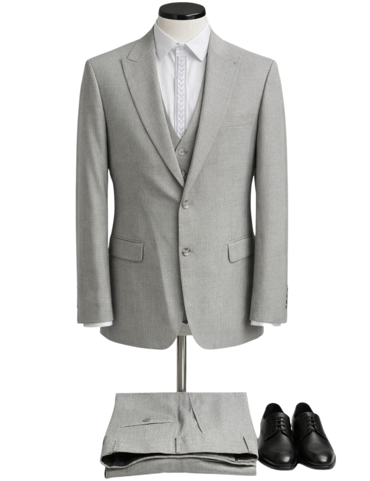 Edgers Mens Three-Piece Suit.(FFF)
