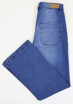 Women’s High-Waist Straight Leg Denim Jeans – Classic Blue