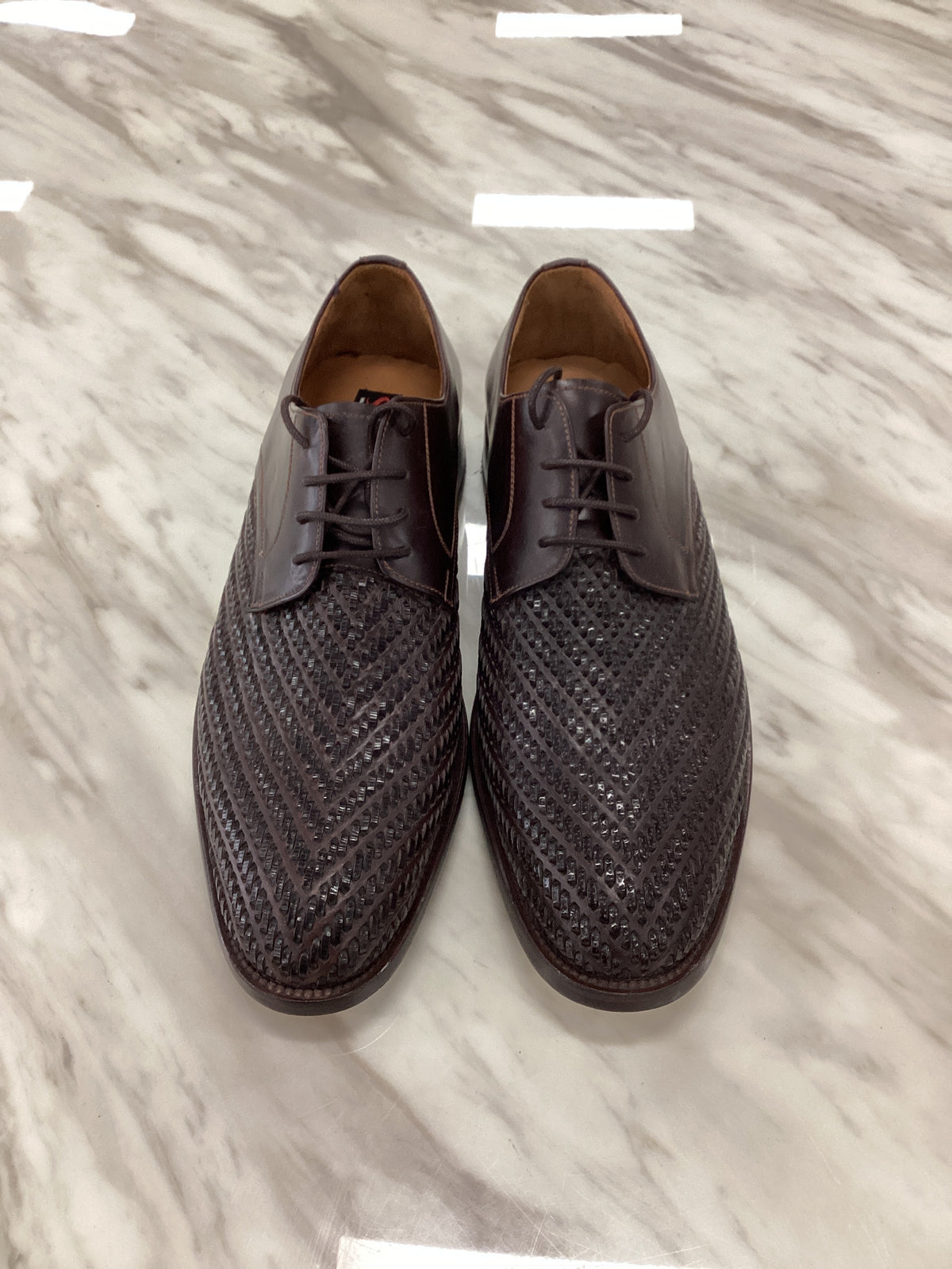 Men’s Textured Leather Dress Shoes