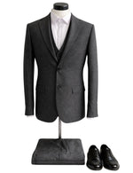 Hermose Men’s Three-Piece Suit.(FFF)