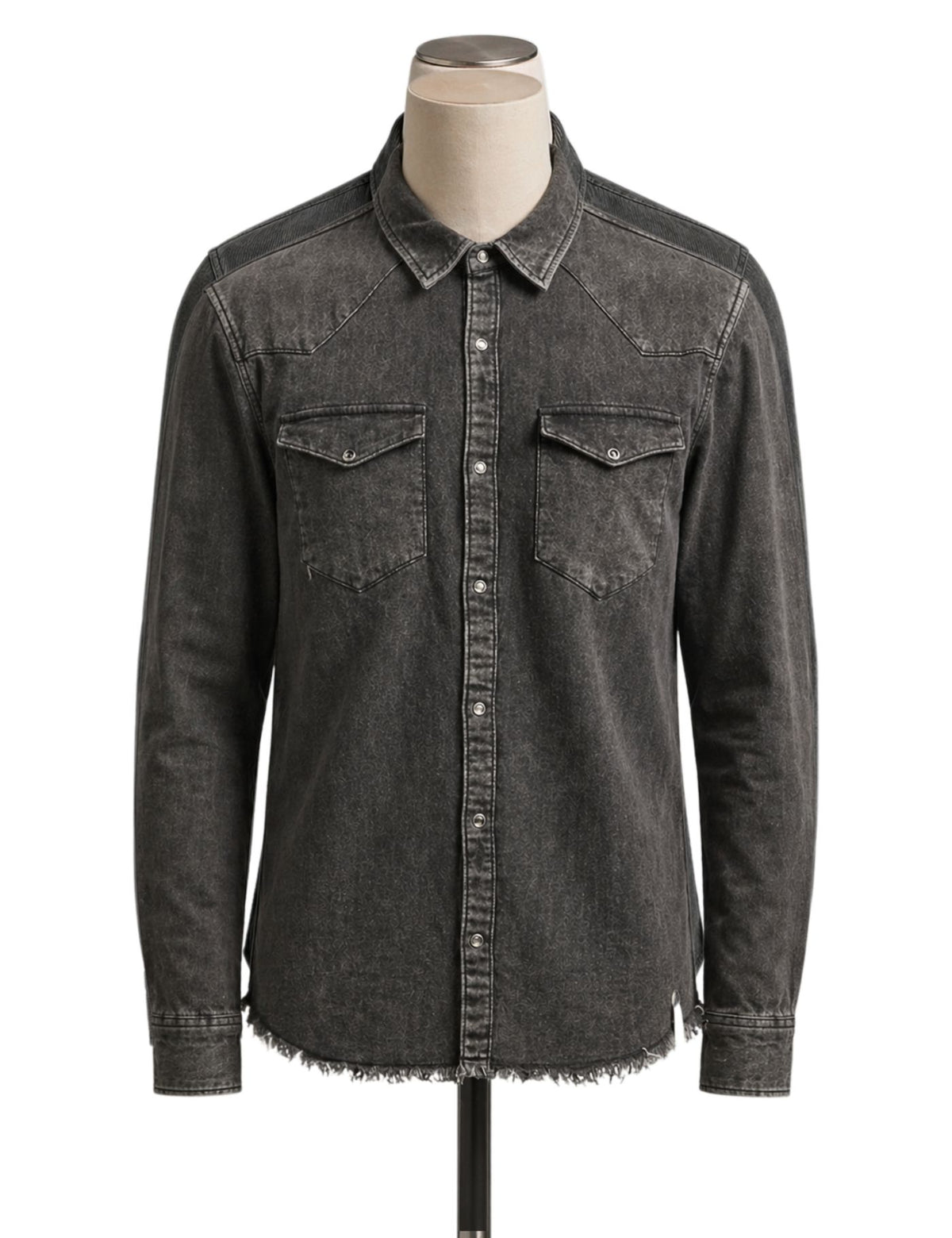Man’s Casual Shirt.(FFF)