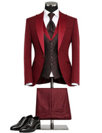 Masculini Men’s Three-Piece Suit + Tie.(FFF)