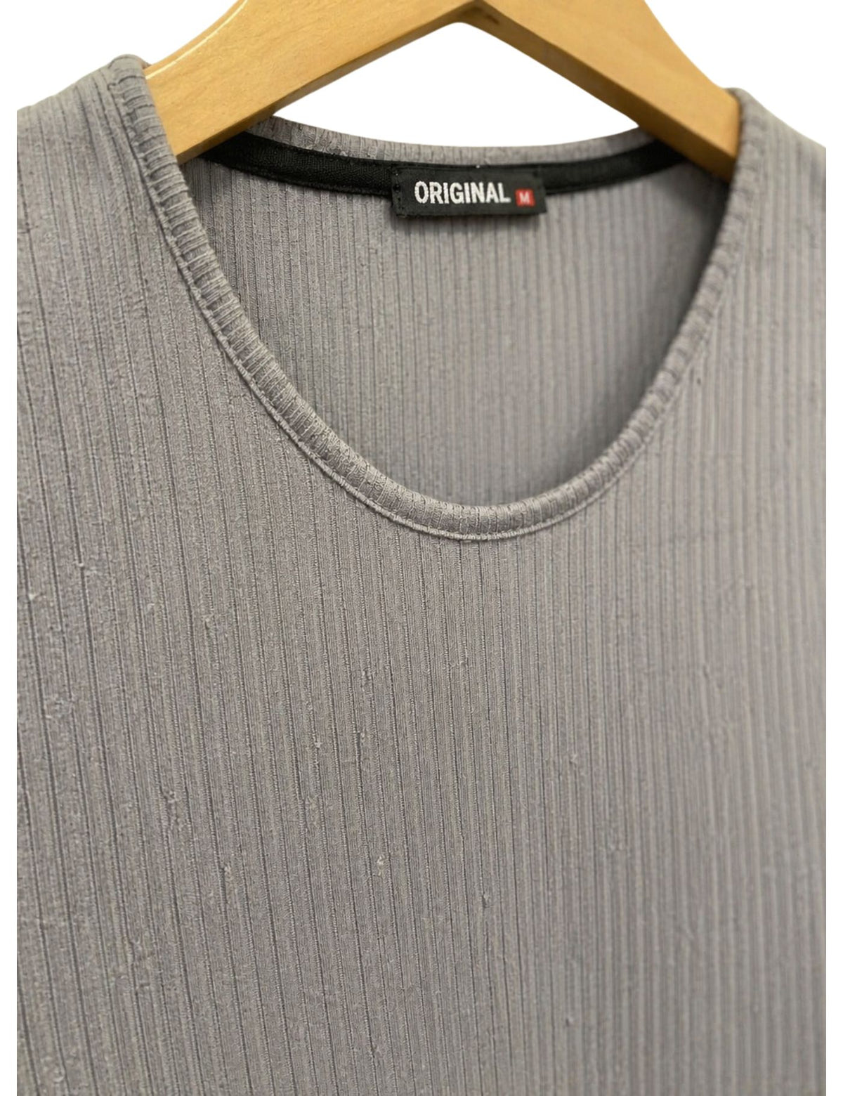 Original Man’s Sweater.(FFF)