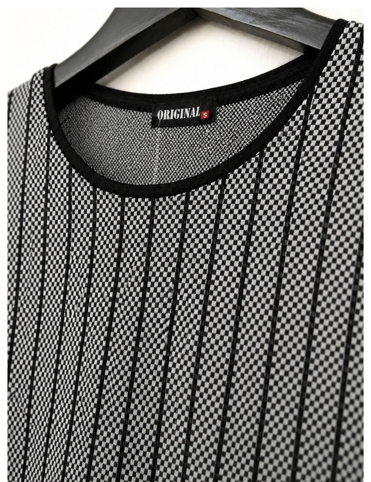 Original Man’s sweater.(FFF)