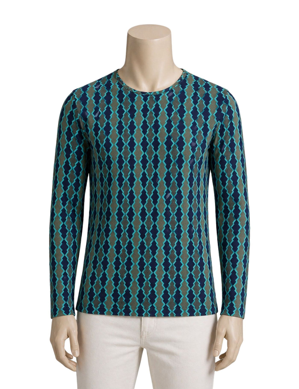 Original Man’s sweater.(FFF)