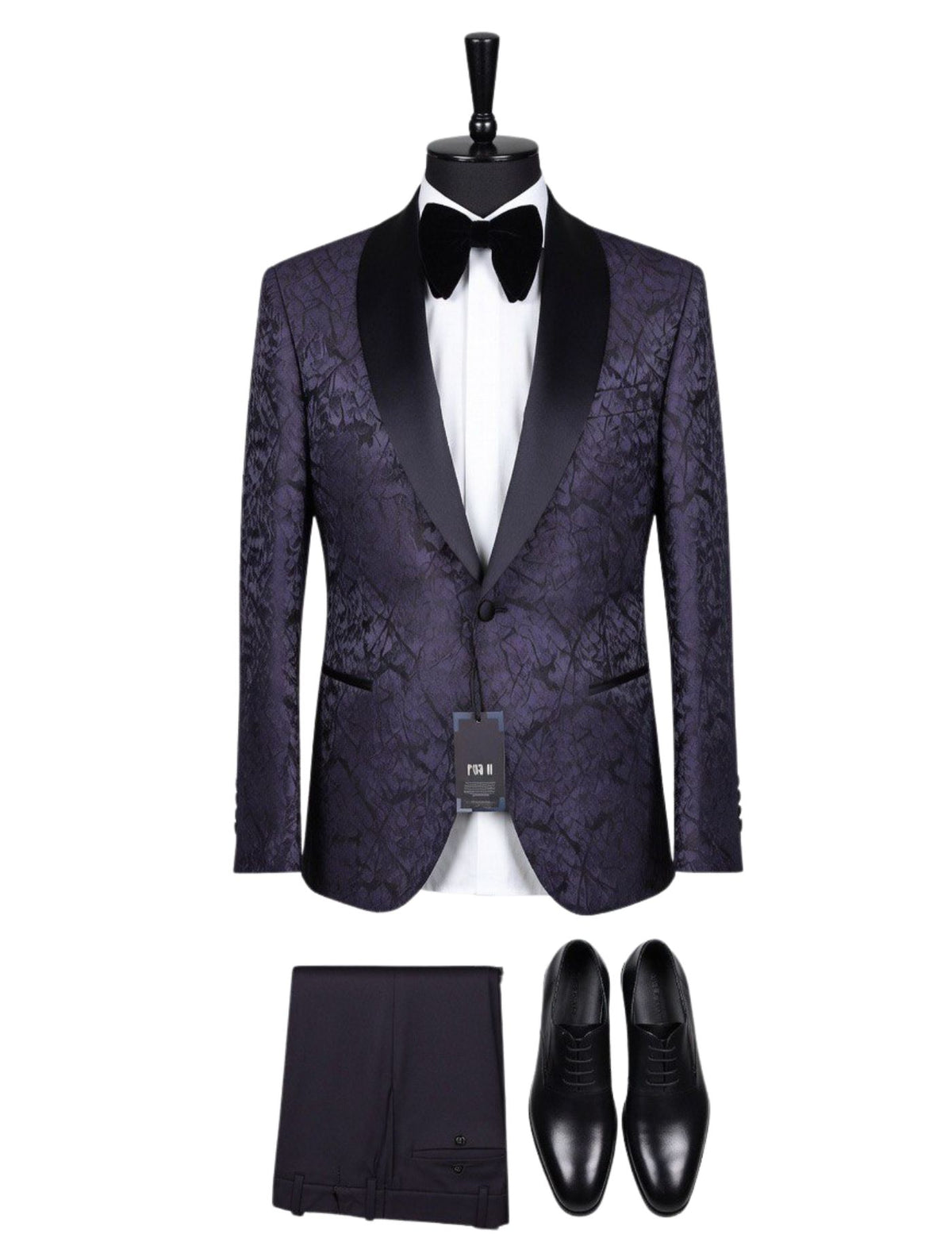 Piserro Men’s Three-Piece Suit + Bow tie